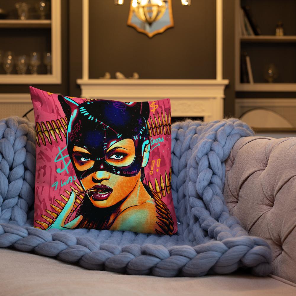 9 LIVES PREMIUM PILLOW - REBHORN DESIGN