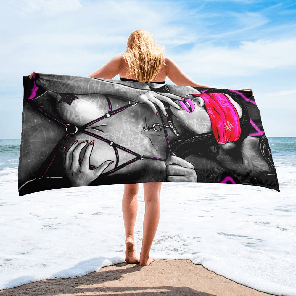 BLINDFOLDED MONOCHROME BEACH TOWEL - REBHORN DESIGN