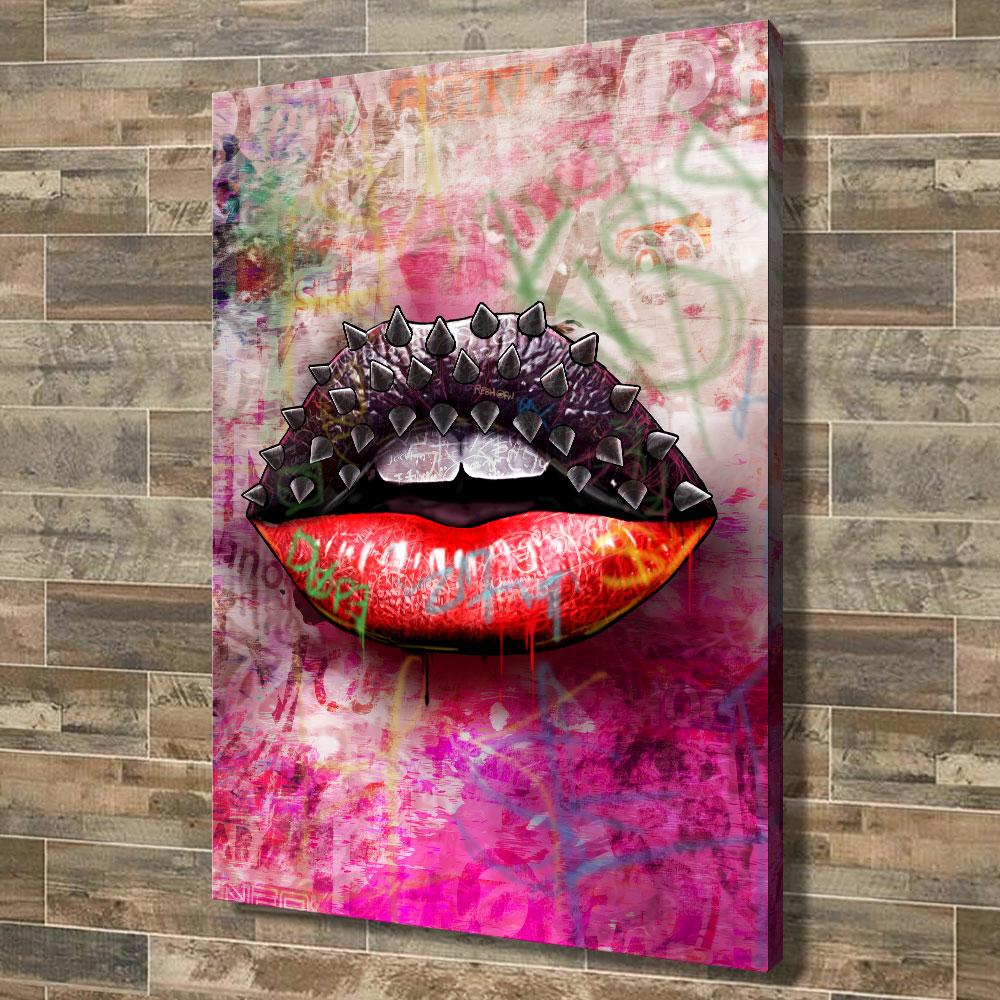 SPIKED LIPS - REBHORN DESIGN